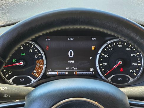 Used 2020 Jeep Renegade Limited FWD image 6