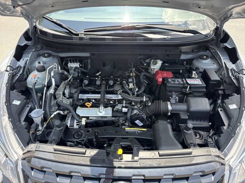Used 2023 Nissan Kicks SR w/ SR Premium Package FWD image 32