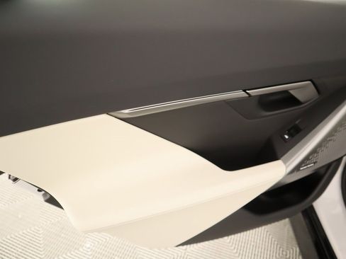 New 2025 BMW 530i w/ M Sport Package image 18