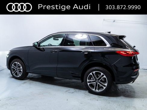 Used 2025 Audi Q5 Premium w/ Convenience Package AWD/4WD image 3