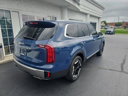 Used 2025 Kia Telluride S FWD image 4