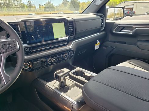 New 2026 Chevrolet Silverado 1500 LTZ AWD/4WD image 19