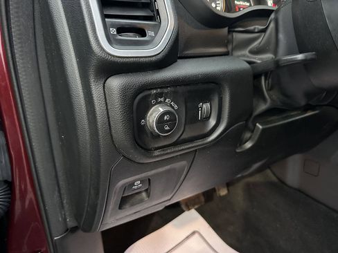 Used 2023 RAM 1500 Big Horn AWD/4WD image 20