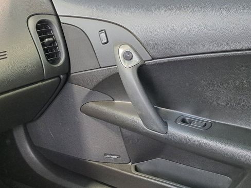 Used 2006 Chevrolet Corvette Z06 w/ Preferred Equipment Group image 20