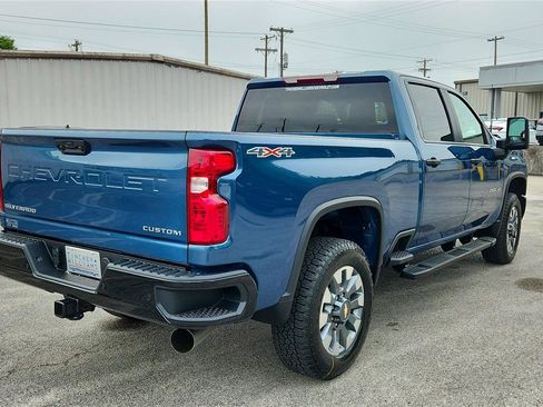 New 2026 Chevrolet Silverado 2500 Custom w/ Custom Value Package AWD/4WD image 2