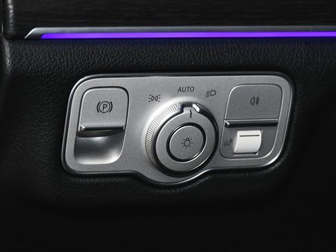 Used 2025 Mercedes-Benz GLS 450 4MATIC image 20