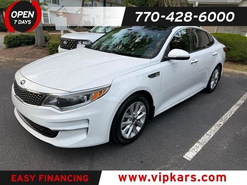 Used 2018 Kia Optima EX w/ Premium Package image 1