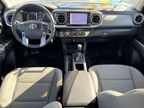 Used 2022 Toyota Tacoma SR5 image 12