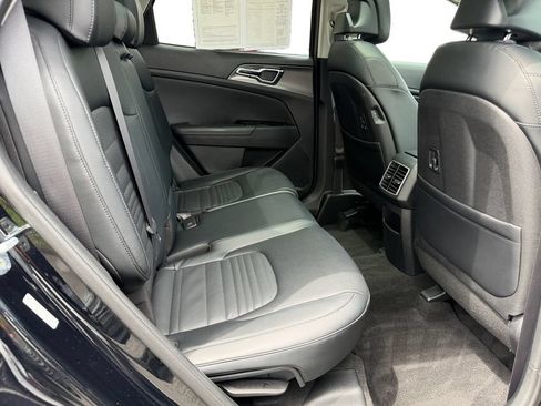 Certified 2023 Kia Sportage SX AWD/4WD image 10