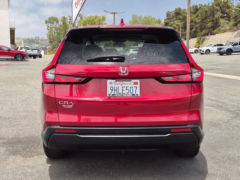 Used 2023 Honda CR-V EX image 4