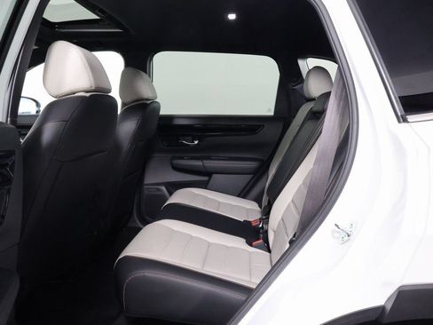 Used 2024 Honda CR-V Sport Touring image 11