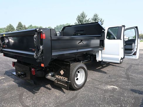 New 2025 Ford F350 XL w/ XL Chrome Package image 22