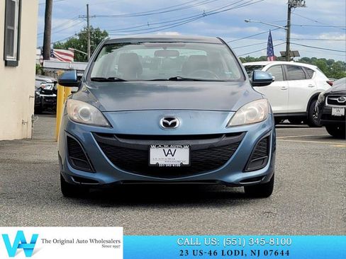 Used 2011 MAZDA MAZDA3 i Touring FWD image 2