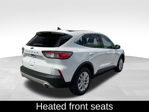 Used 2020 Ford Escape SE image 5