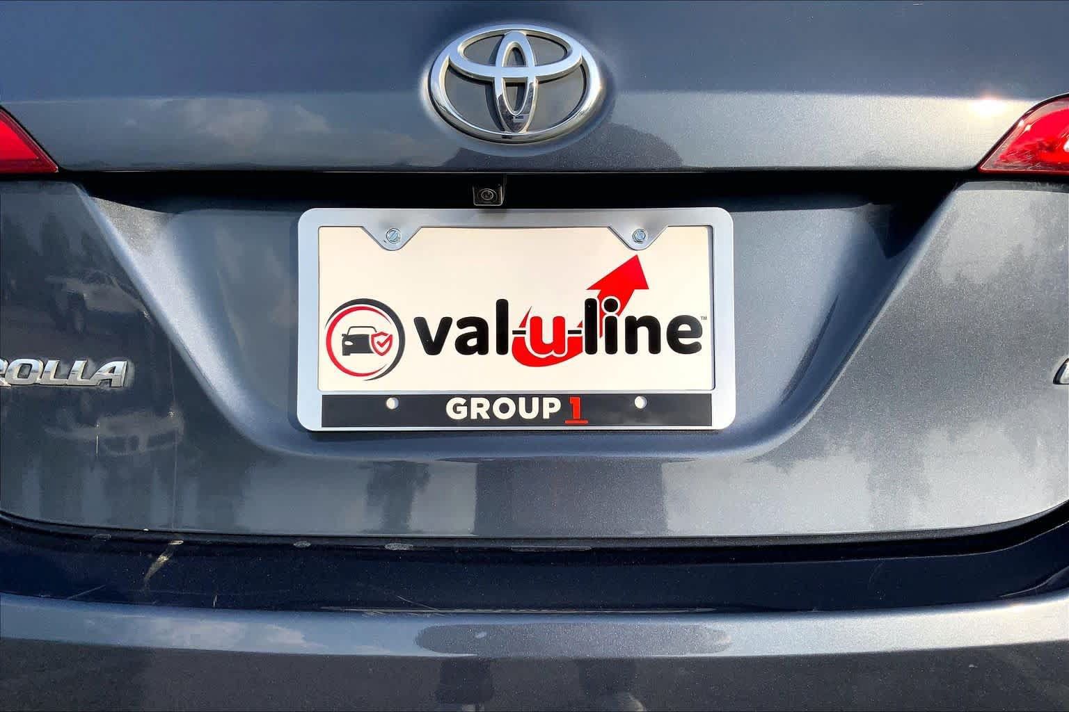 Used 2015 Toyota Corolla LE FWD image 10
