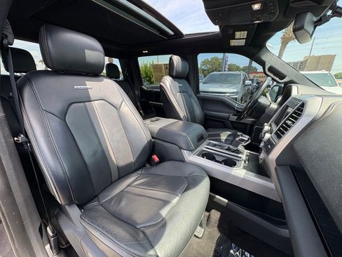 Used 2019 Ford F150 Platinum w/ Equipment Group 701A Luxury AWD/4WD image 27