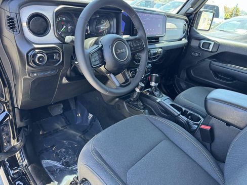 Certified 2025 Jeep Wrangler Unlimited Sport S 4xe AWD/4WD image 18