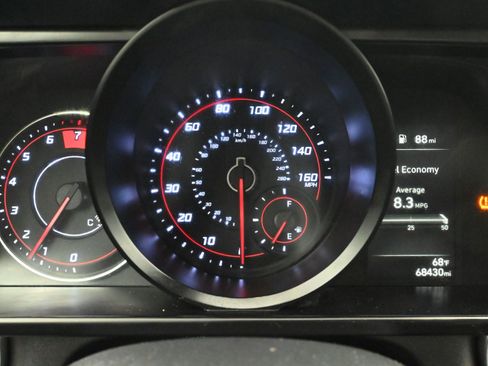 Used 2023 Hyundai Elantra SEL image 14