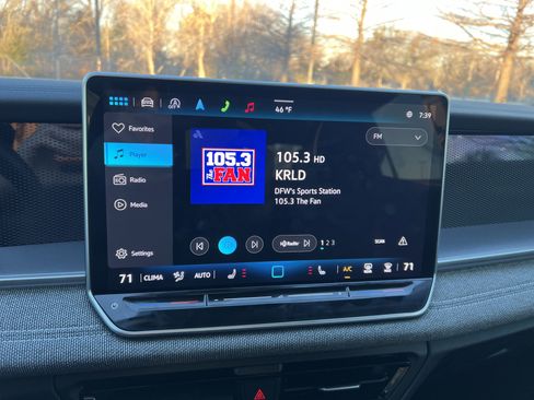 Certified 2025 Volkswagen Tiguan S image 22