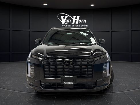 Used 2025 Hyundai Palisade Calligraphy AWD/4WD image 2