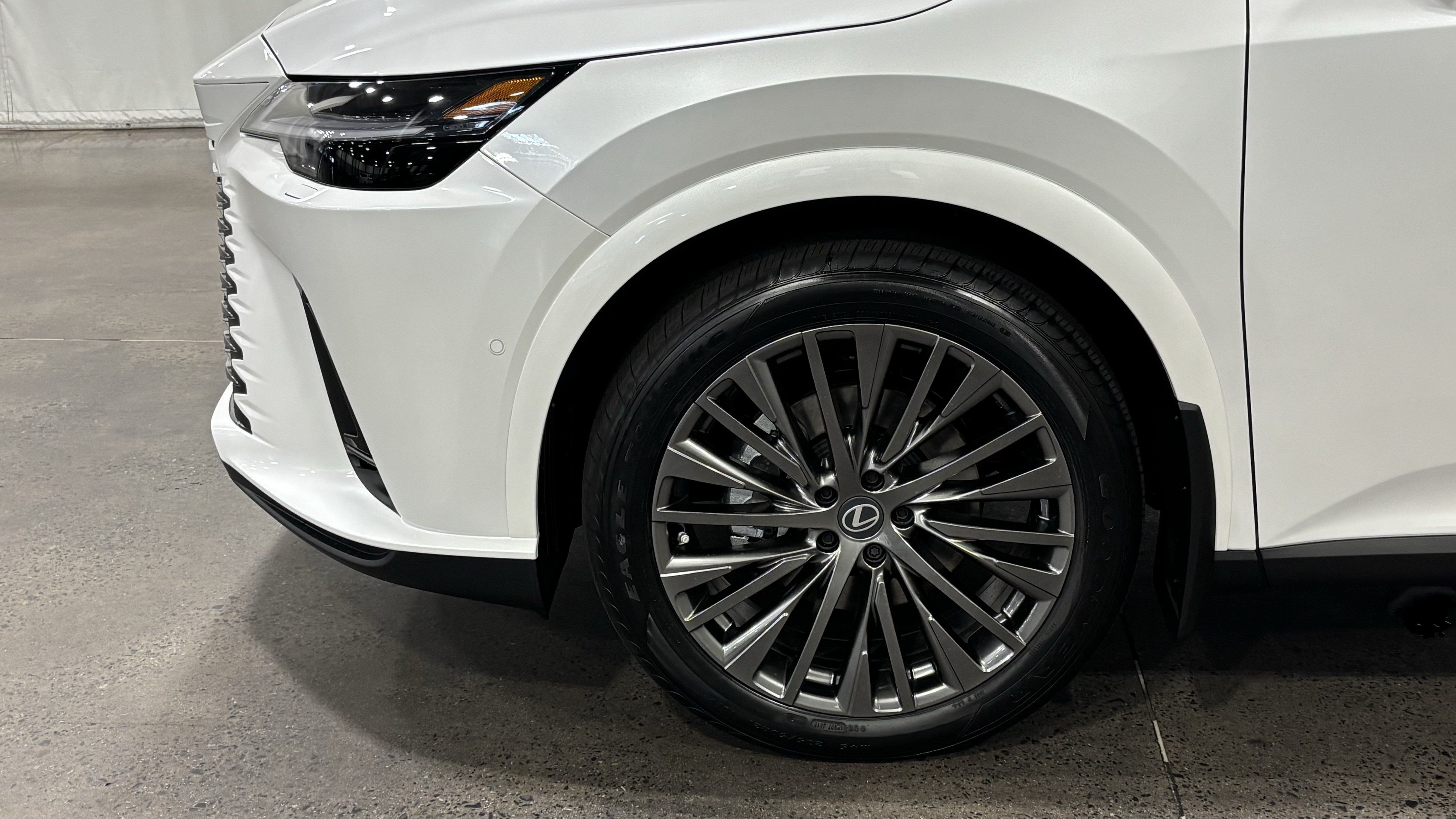 New 2026 Lexus RX 350 w/ Convenience Package AWD/4WD image 8