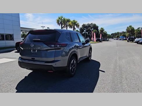 New 2026 Nissan Rogue SV image 31