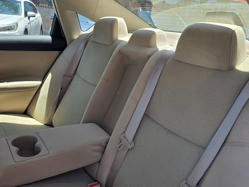 Used 2015 Nissan Altima 2.5 SV FWD image 21
