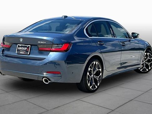 Used 2025 BMW 330i Sedan RWD image 12