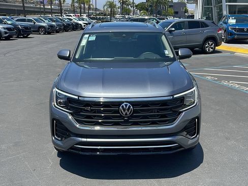 New 2025 Volkswagen Atlas SEL Premium R-Line image 2