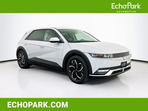 Used 2024 Hyundai Ioniq 5 SEL image 1