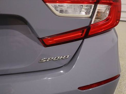 Used 2022 Honda Accord Sport image 15