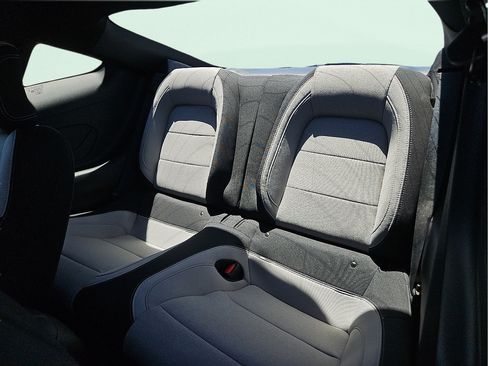 Used 2025 Ford Mustang Coupe RWD image 10