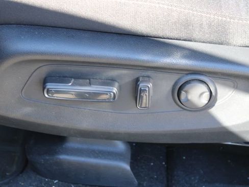 Used 2025 Honda CR-V Sport image 12