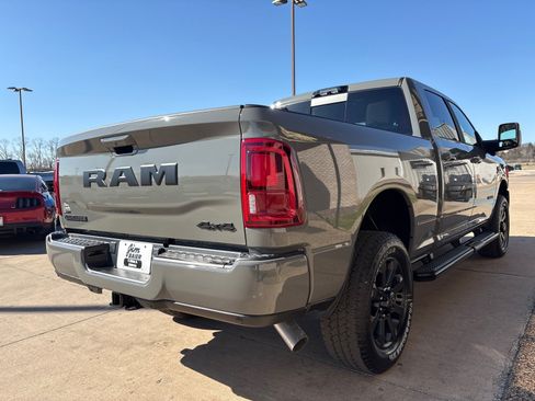 New 2026 RAM 2500 Laramie w/ Night Edition AWD/4WD image 9