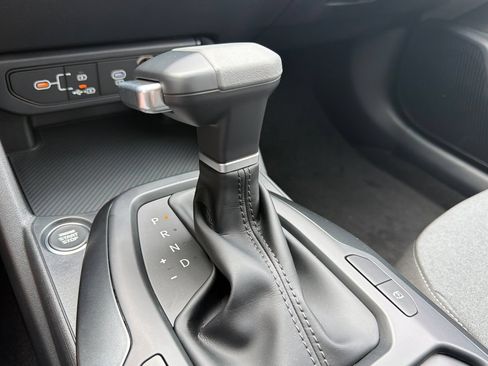 New 2026 Kia K4 FWD image 17
