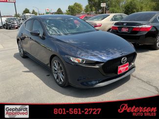 Used 2019 MAZDA MAZDA3 Hatchback FWD video 1