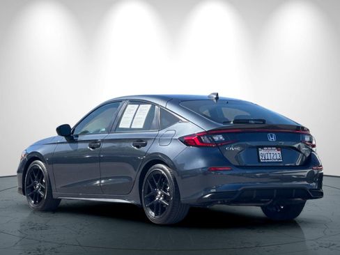 Used 2025 Honda Civic Sport image 6