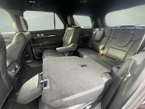Used 2026 Ford Explorer Tremor w/ Tremor Convenience Package image 26