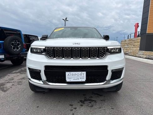 Used 2023 Jeep Grand Cherokee L Summit AWD/4WD image 8