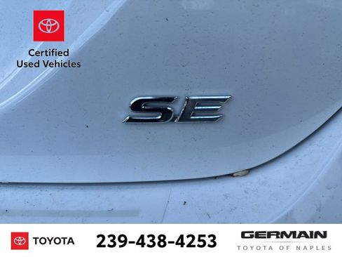 Used 2024 Toyota Camry SE w/ Cold Weather Package FWD image 6