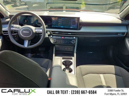 Used 2025 Hyundai Sonata SEL FWD image 16