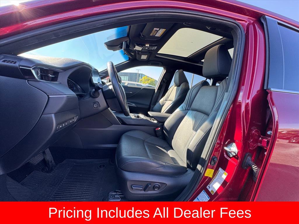 Used 2022 Toyota Venza Limited w/ Advanced Technology Package AWD/4WD image 16