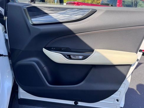 Used 2022 Lexus NX 250 FWD image 28