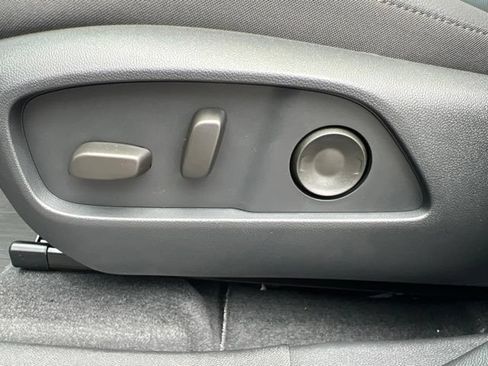 New 2027 GMC Terrain Denali w/ LPO, Floor Liner Package AWD/4WD image 23