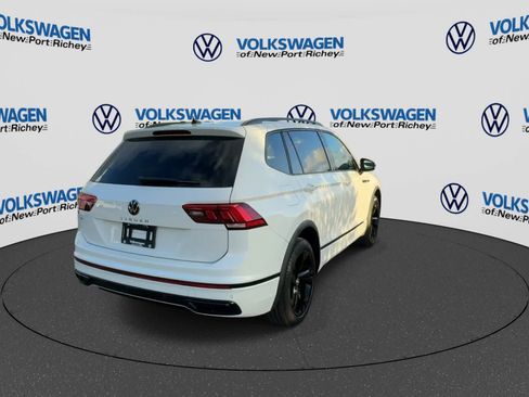 Used 2023 Volkswagen Tiguan SE R-Line FWD image 7