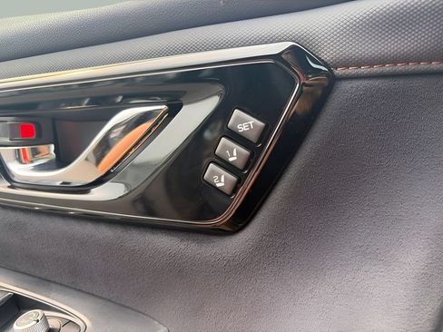 Certified 2025 Subaru Forester Touring AWD/4WD image 18