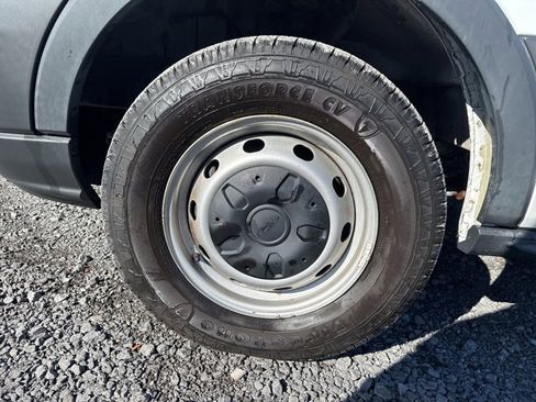 Used 2016 Ford Transit 350 XL image 10