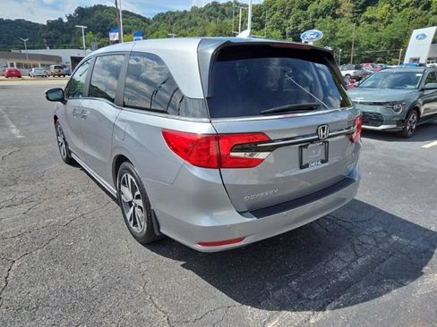 Used 2023 Honda Odyssey Touring image 5