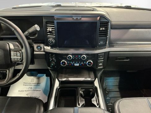 Certified 2025 Ford F350 Platinum w/ Tremor Off-Road Package AWD/4WD image 11