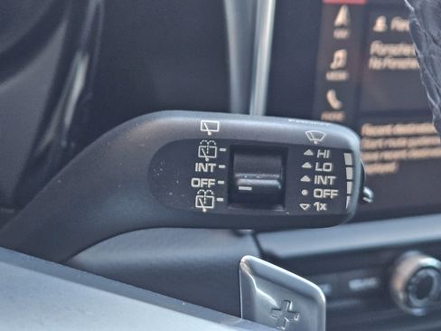 Used 2019 Porsche Macan image 28